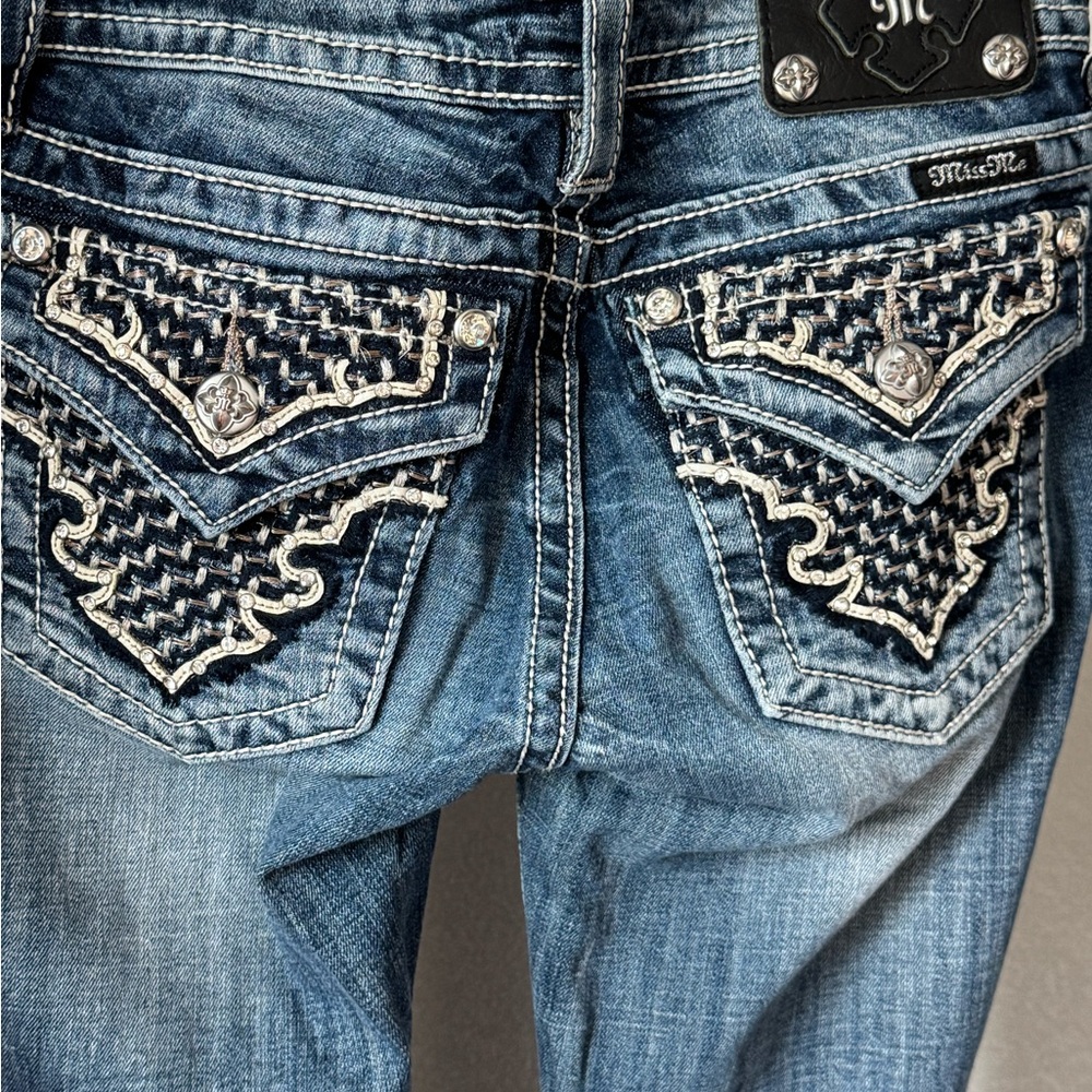 Miss Me signature boot cut jeans size 27 women’s distressed blue jeans